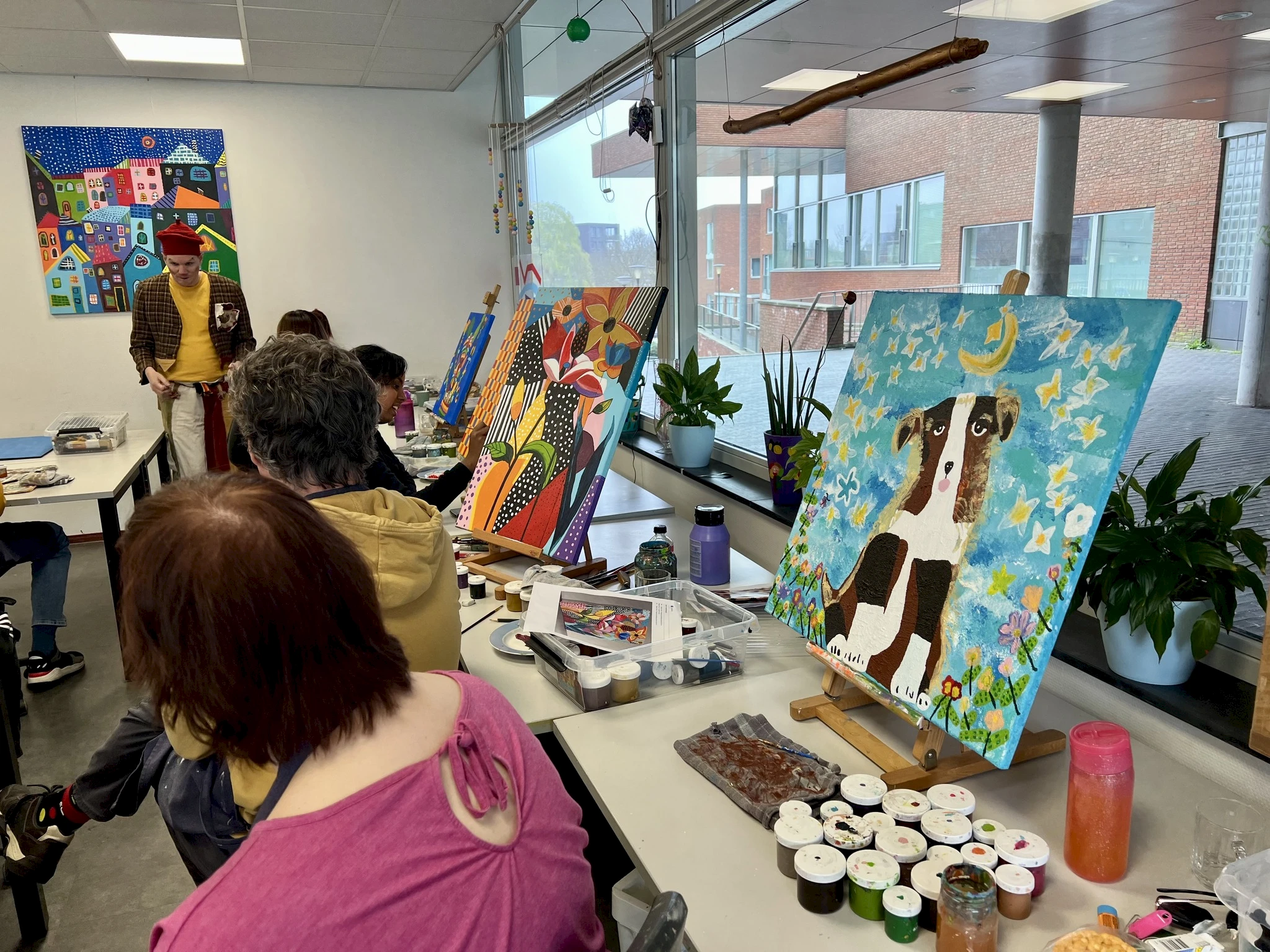 miMakker Tobi brengt vreugde bij Kunstexpress in Barendrecht (497014632_698762329215655_1800084768534157829_n.jpg)